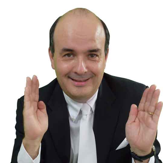 Andre-Photo-3-square-small Andre-Photo-3-square-small